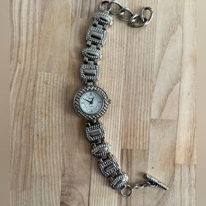 Geneva Ladies Watch Stainless Toggle Bracelet Round White Dial